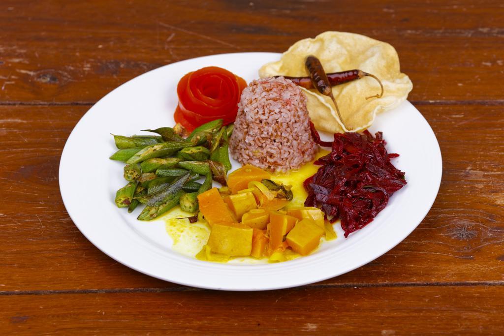 מלון באד אורב Sathya Ayurveda מראה חיצוני תמונה